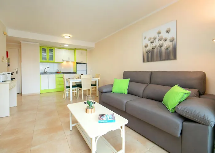 Apartment Esmeralda Suites-3 By Interhome